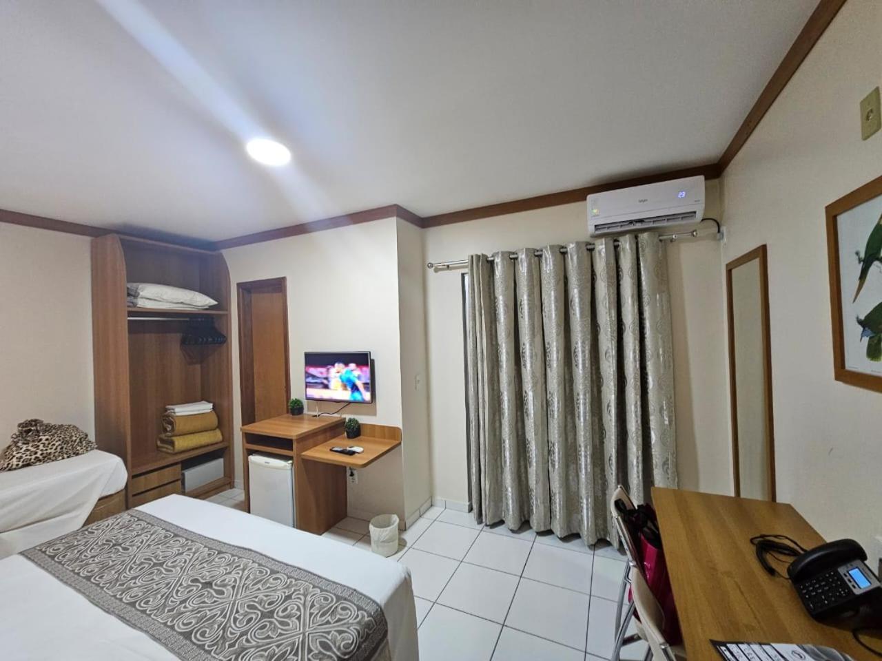 Golden Dolphin Resort - Grand & Express - Caldas Novas - Com Tv A Cabo - Aguas Termais 外观 照片
